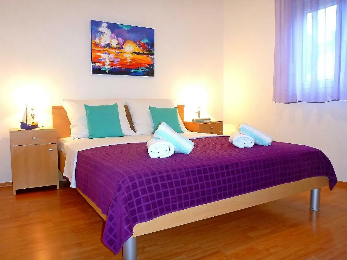 Apartments Rogulj Croatia