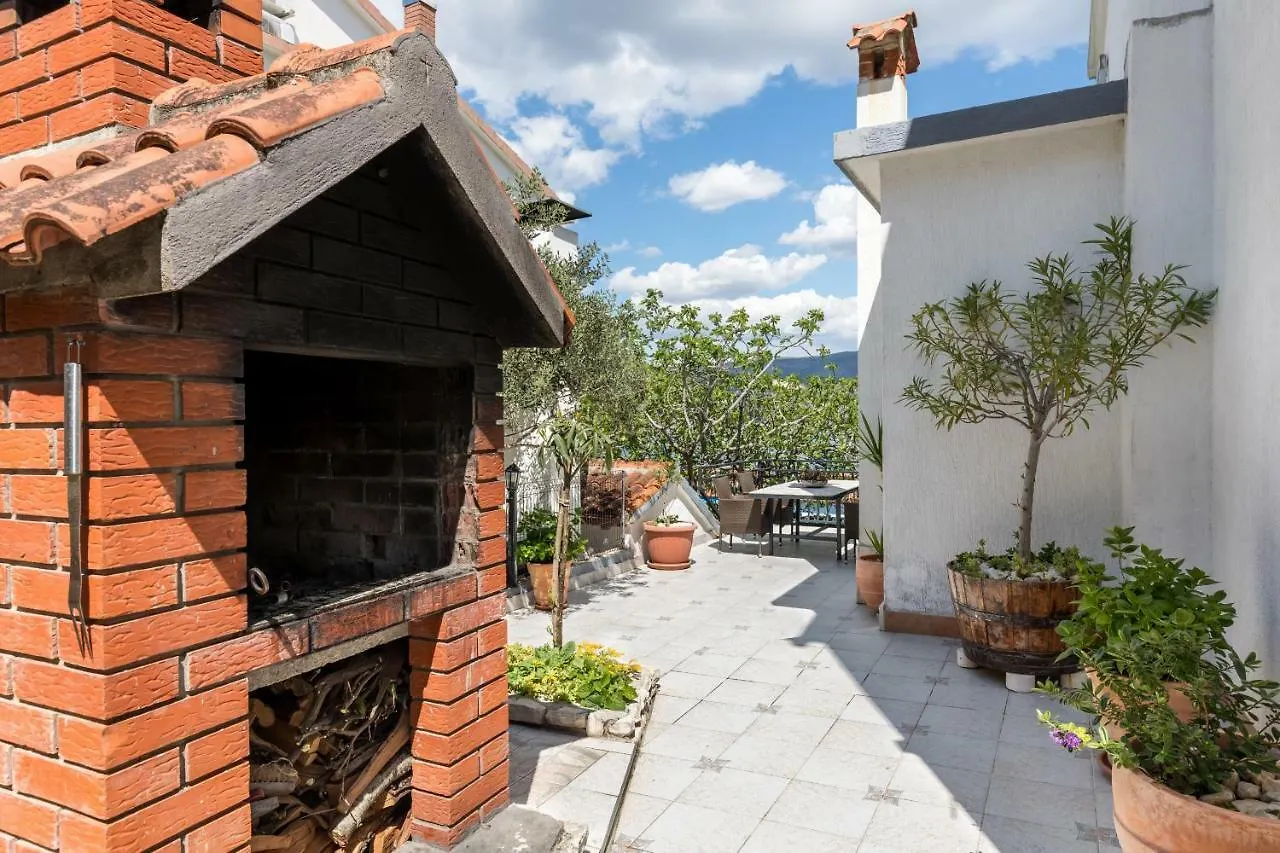 Apartments Rogulj Trogir